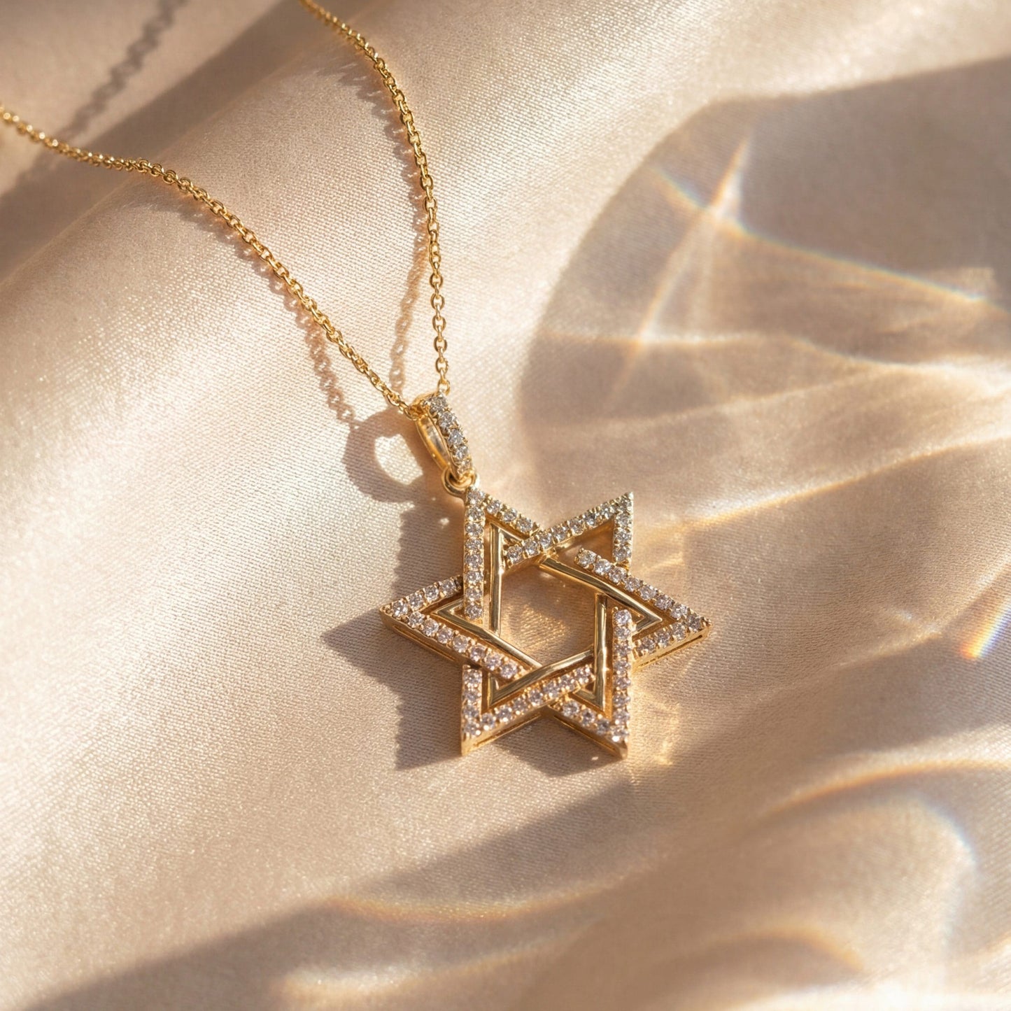 18K Yellow Gold Diamond Star Pendant Necklace
