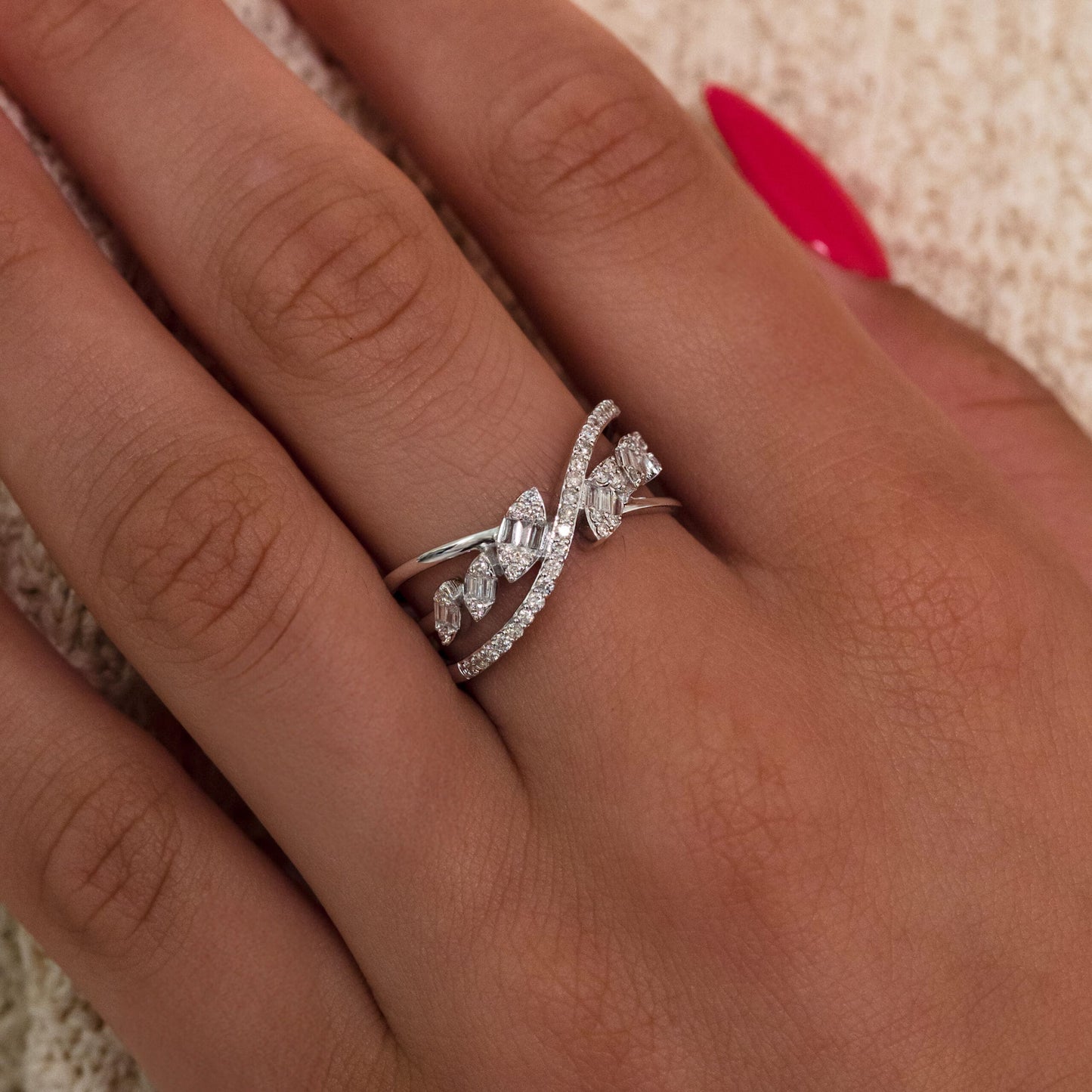 14K White Gold Natural Diamonds Twisted Leaf Baguette Ring